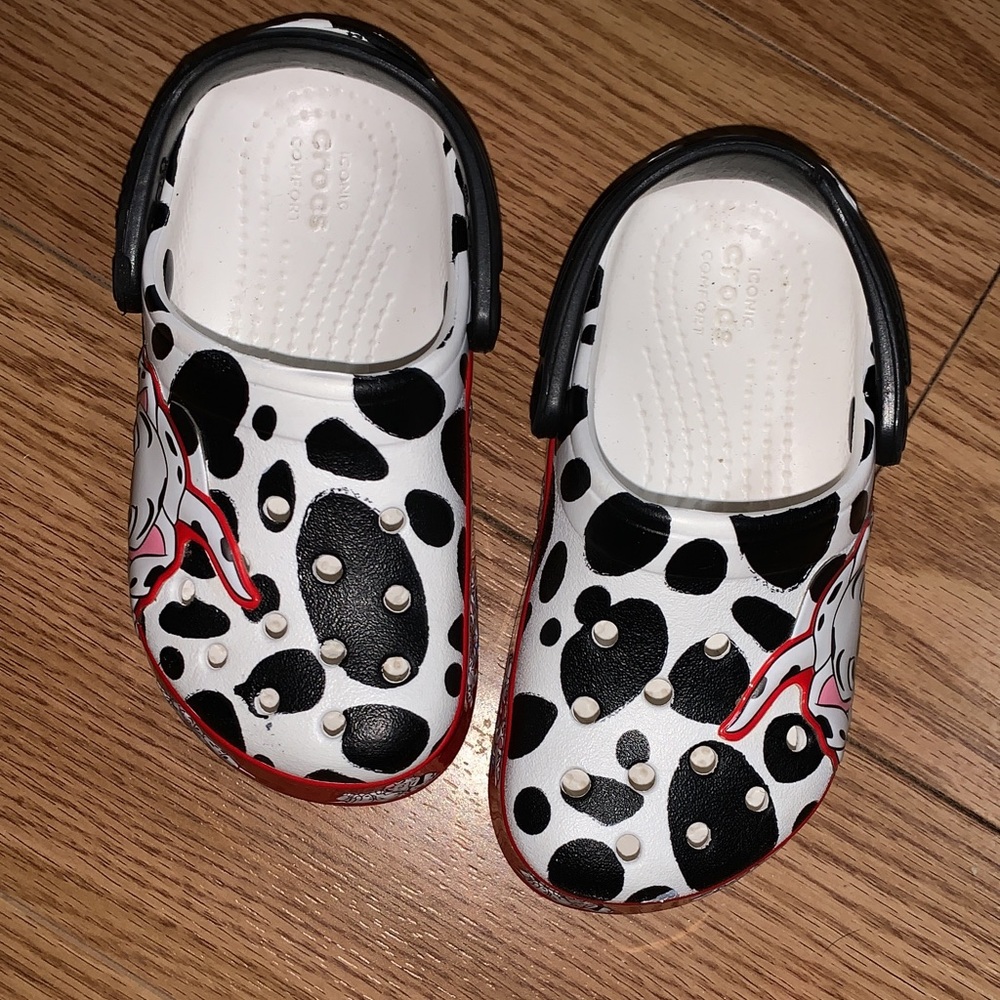 101 Dalmatian crocs
